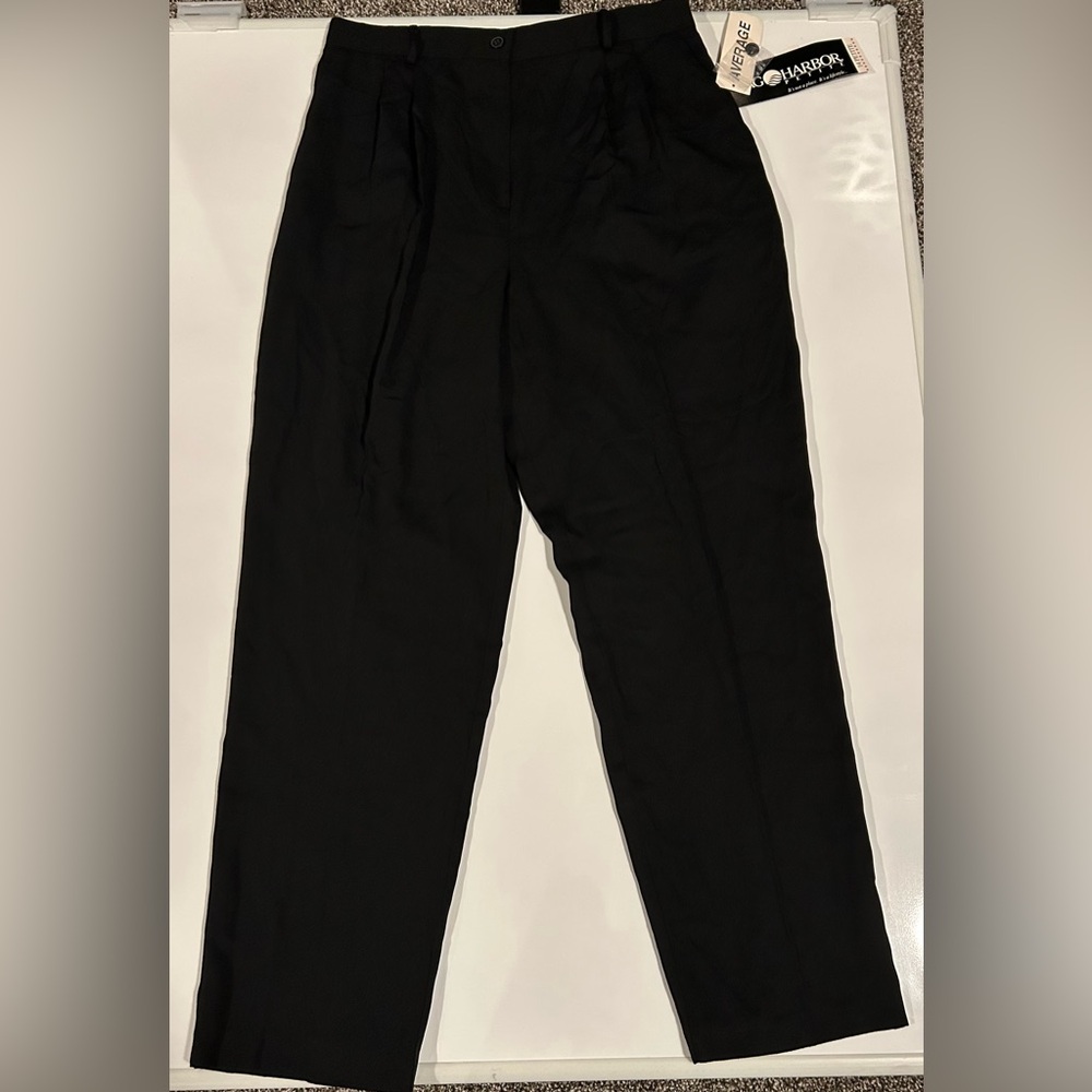 NWT Sag Harbor Petite Black Straight Leg Pants, Women's 14P